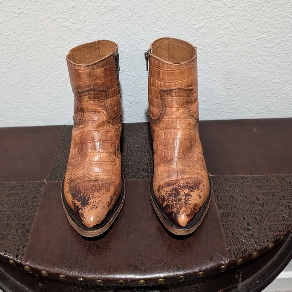 Frye Billy Croc Leather Inside Zip Ankle Booties Size 9 - Picture 5 of 14